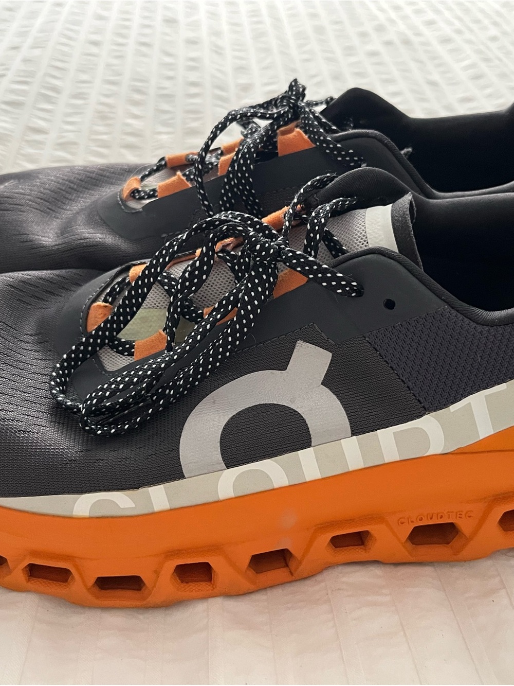 Men’s On Running Cloudmonster- Eclipse Turmeric